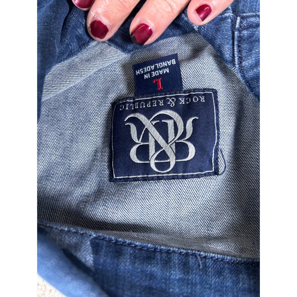 Rock Republic Womens Size L Blue‎ Denim Jean Vest Faded Stars - Picture 5 of 7